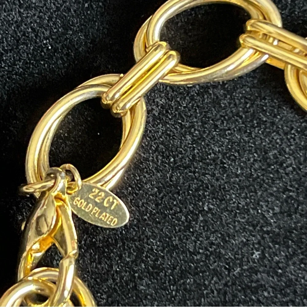 Chunky Seashell 22CT Gold Plated Chunky Chain Necklace Beachy 17” - Picture 8 of 11